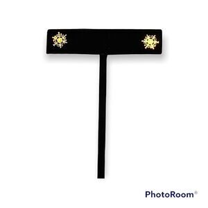 10k gold snowflake post earrings hypoallergenic perfect for teen